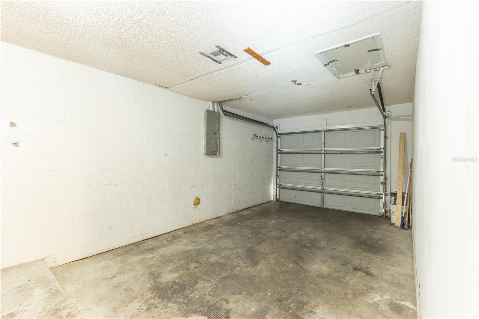 805 PLEASANTDALE DR, WILDWOOD, FL — photo 15