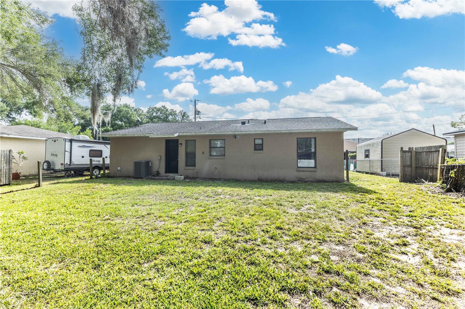 805 PLEASANTDALE DR, WILDWOOD, FL — photo 21
