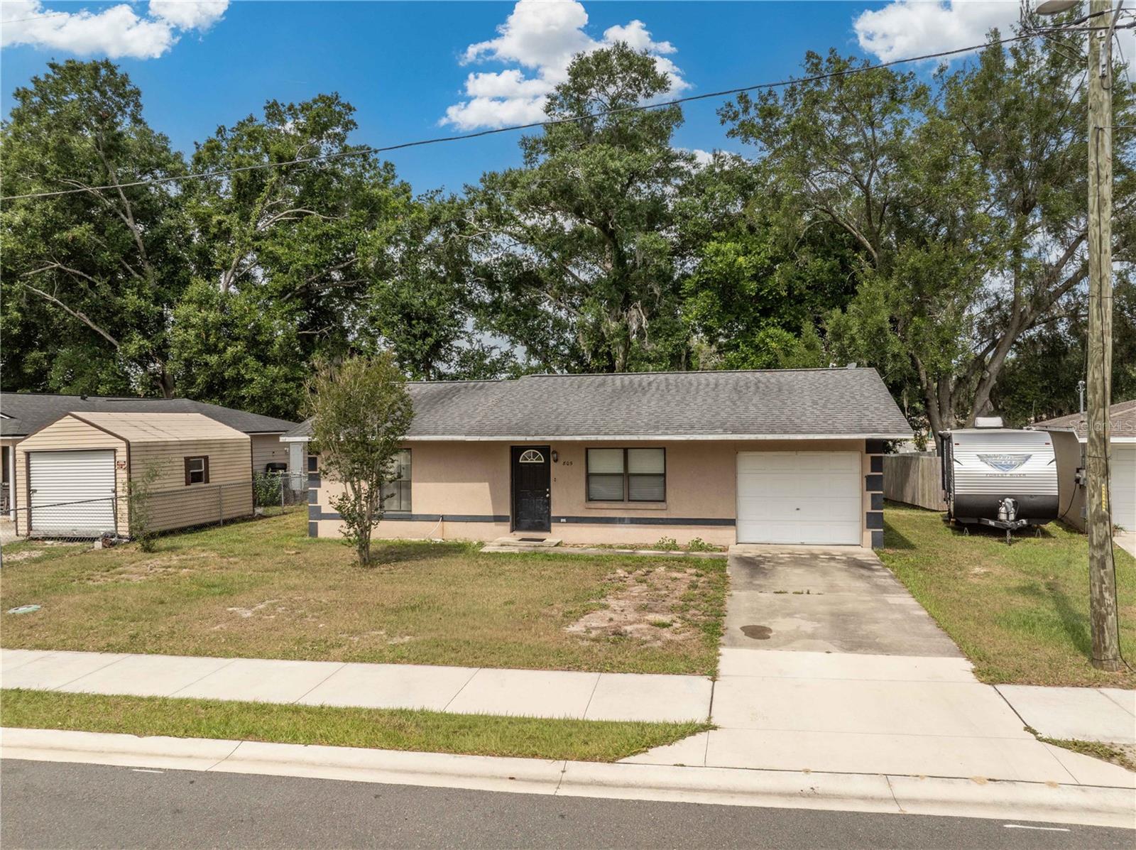 805 PLEASANTDALE DR, WILDWOOD, FL — photo 22