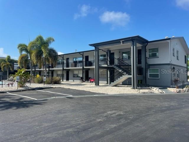 675 INDIAN ROCKS RD N #203A, BELLEAIR BLUFFS, FL