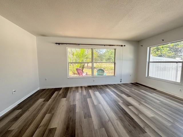 121 E PINE ST, HOWEY IN THE HILLS, FL — photo 16