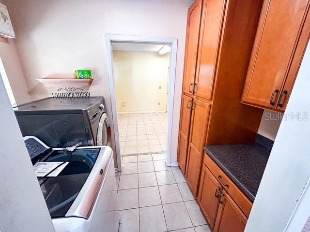 121 E PINE ST, HOWEY IN THE HILLS, FL — photo 24