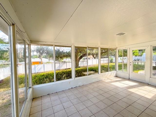 121 E PINE ST, HOWEY IN THE HILLS, FL — photo 26