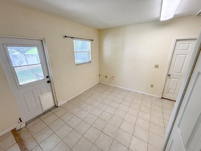 121 E PINE ST, HOWEY IN THE HILLS, FL — photo 29