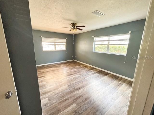 121 E PINE ST, HOWEY IN THE HILLS, FL — photo 38