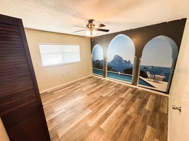 121 E PINE ST, HOWEY IN THE HILLS, FL — photo 57