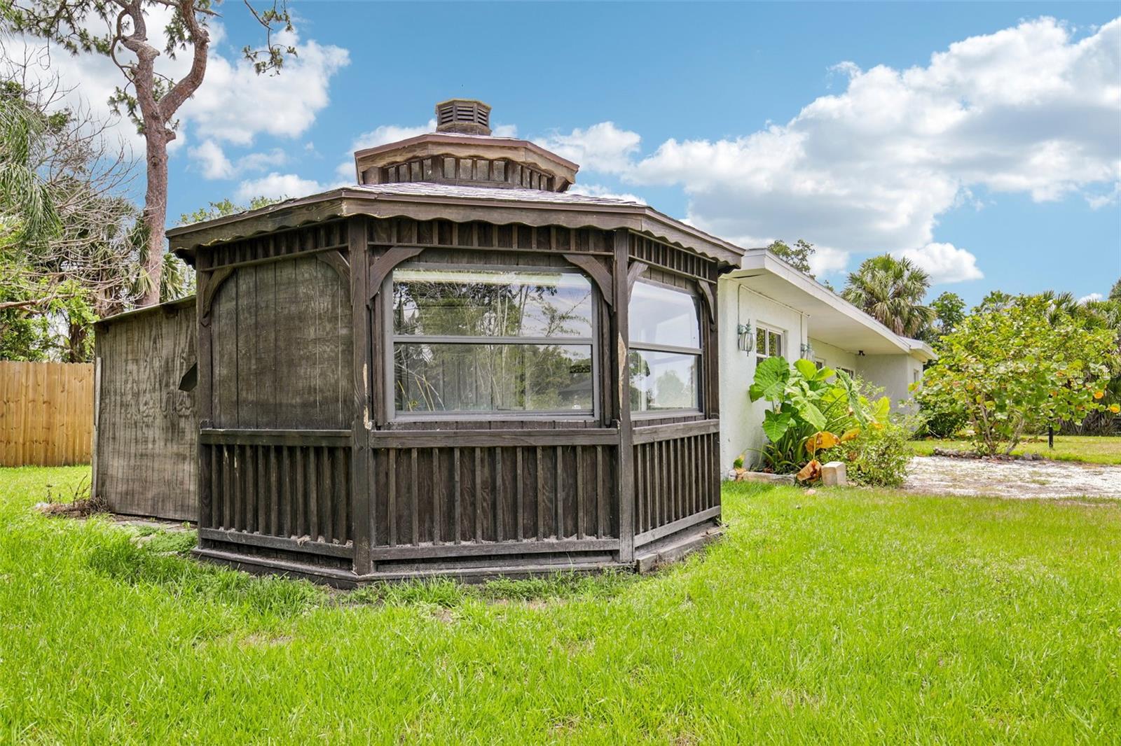 807 LUCILLE AVE, NOKOMIS, FL — photo 26
