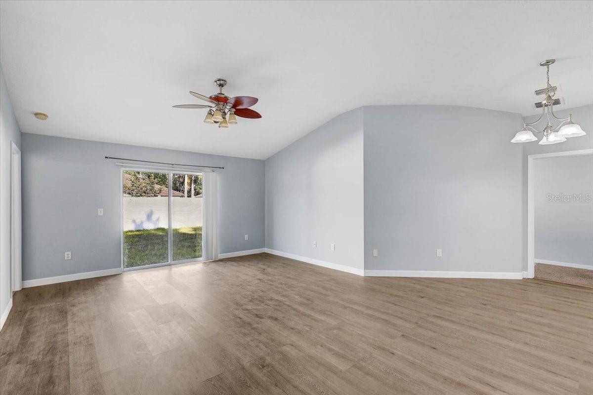 2614 QUEEN ALBERTA DR, VALRICO, FL — photo 3