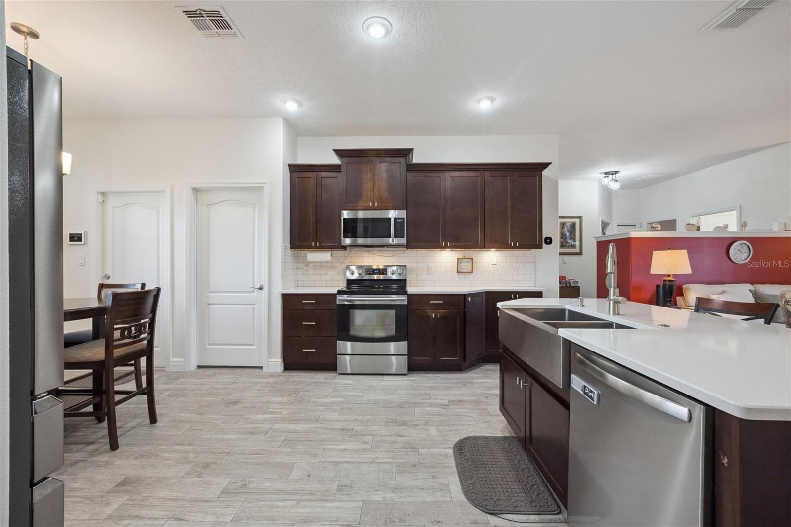 2720 SAVANNAH DR, LEESBURG, FL — photo 40
