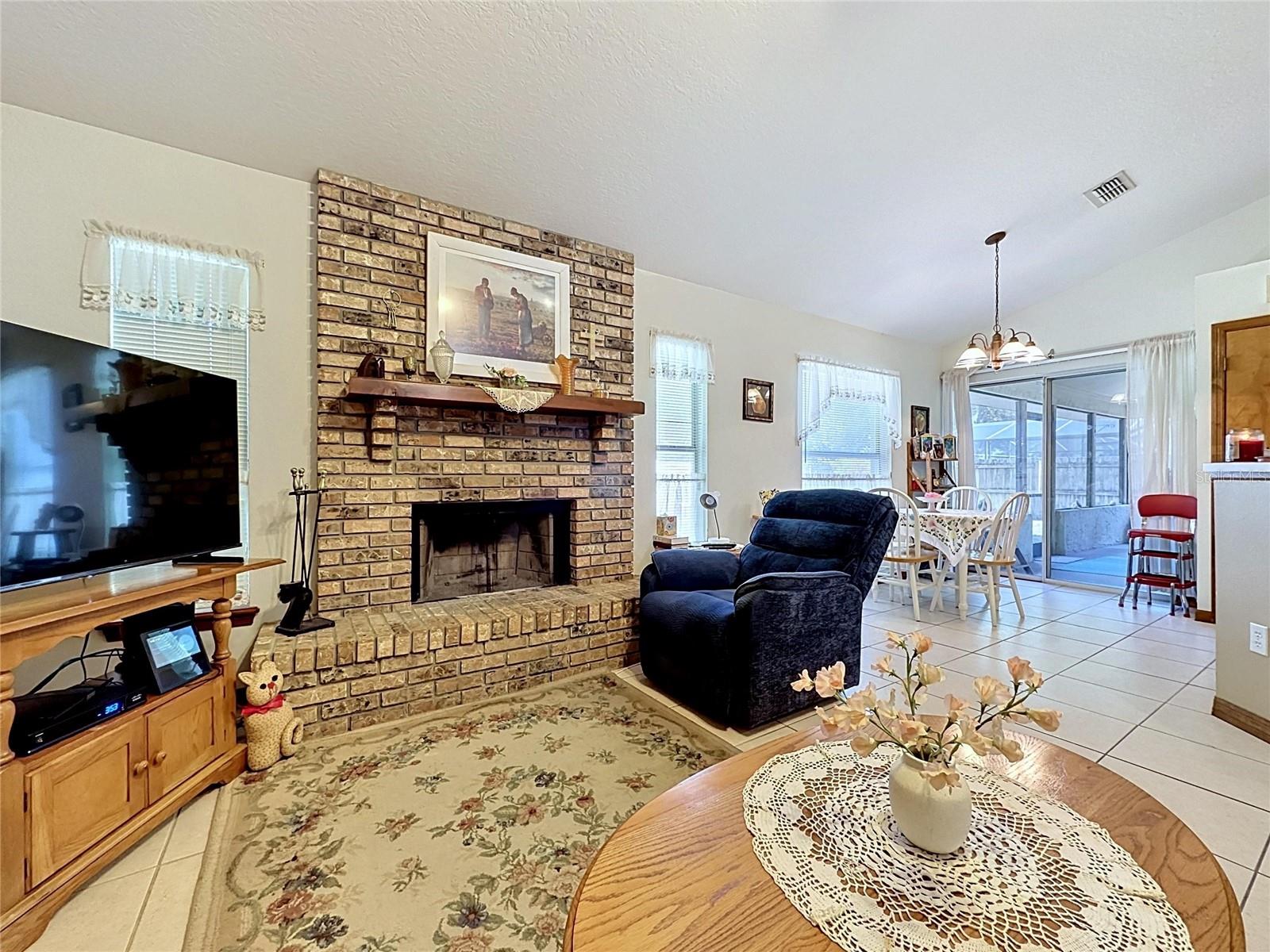 1681 E SPRING RIDGE CIR, WINTER GARDEN, FL — photo 24