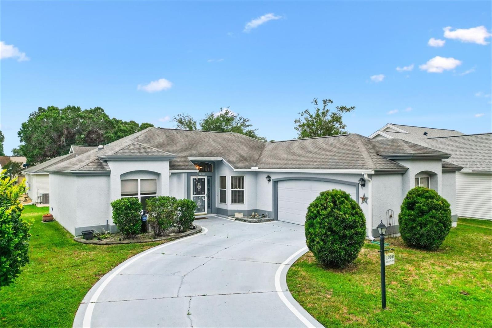 1008 VENTURA DR, LADY LAKE, FL