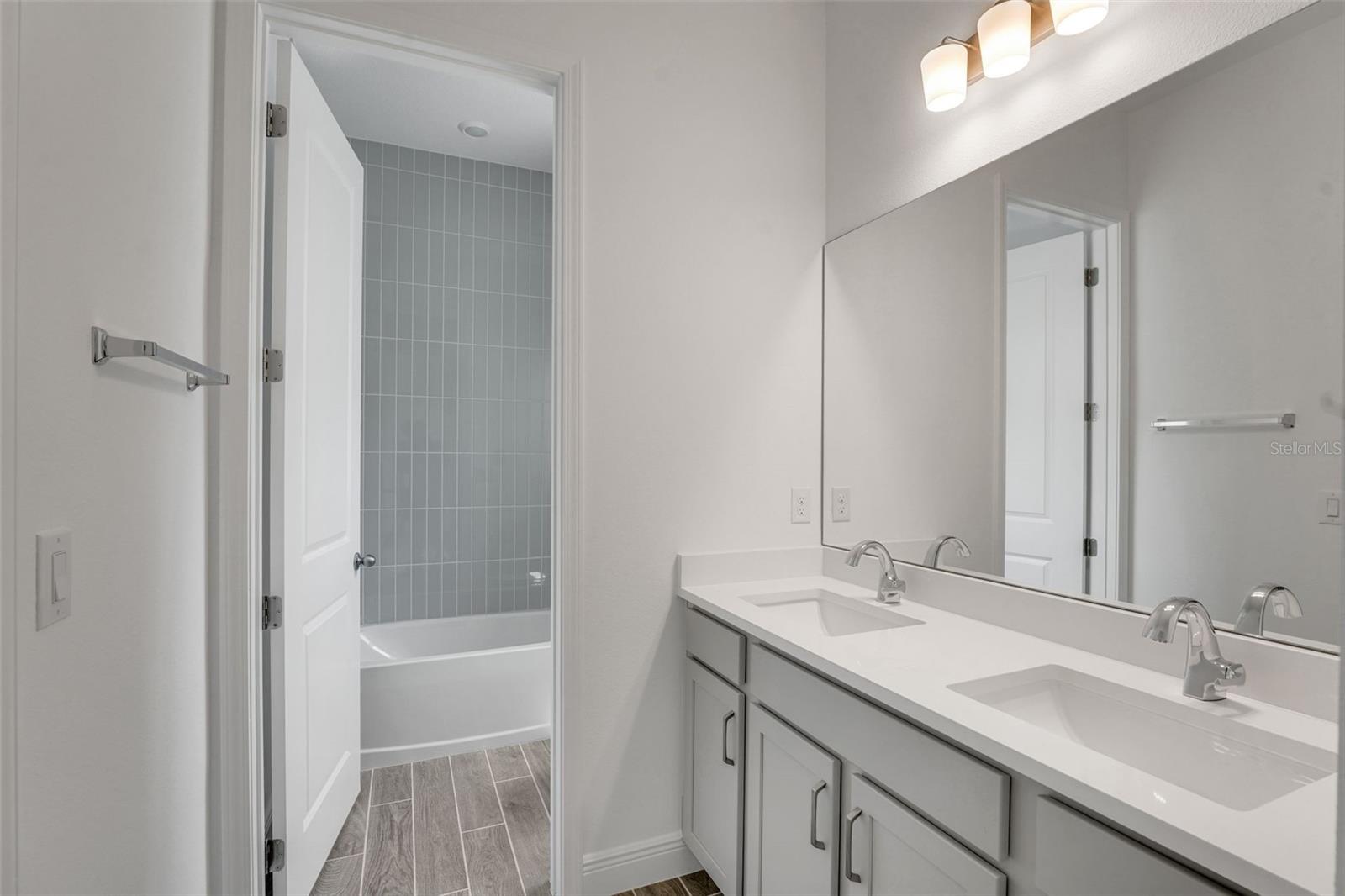15136 TEA TREE DR, WINTER GARDEN, FL — photo 18