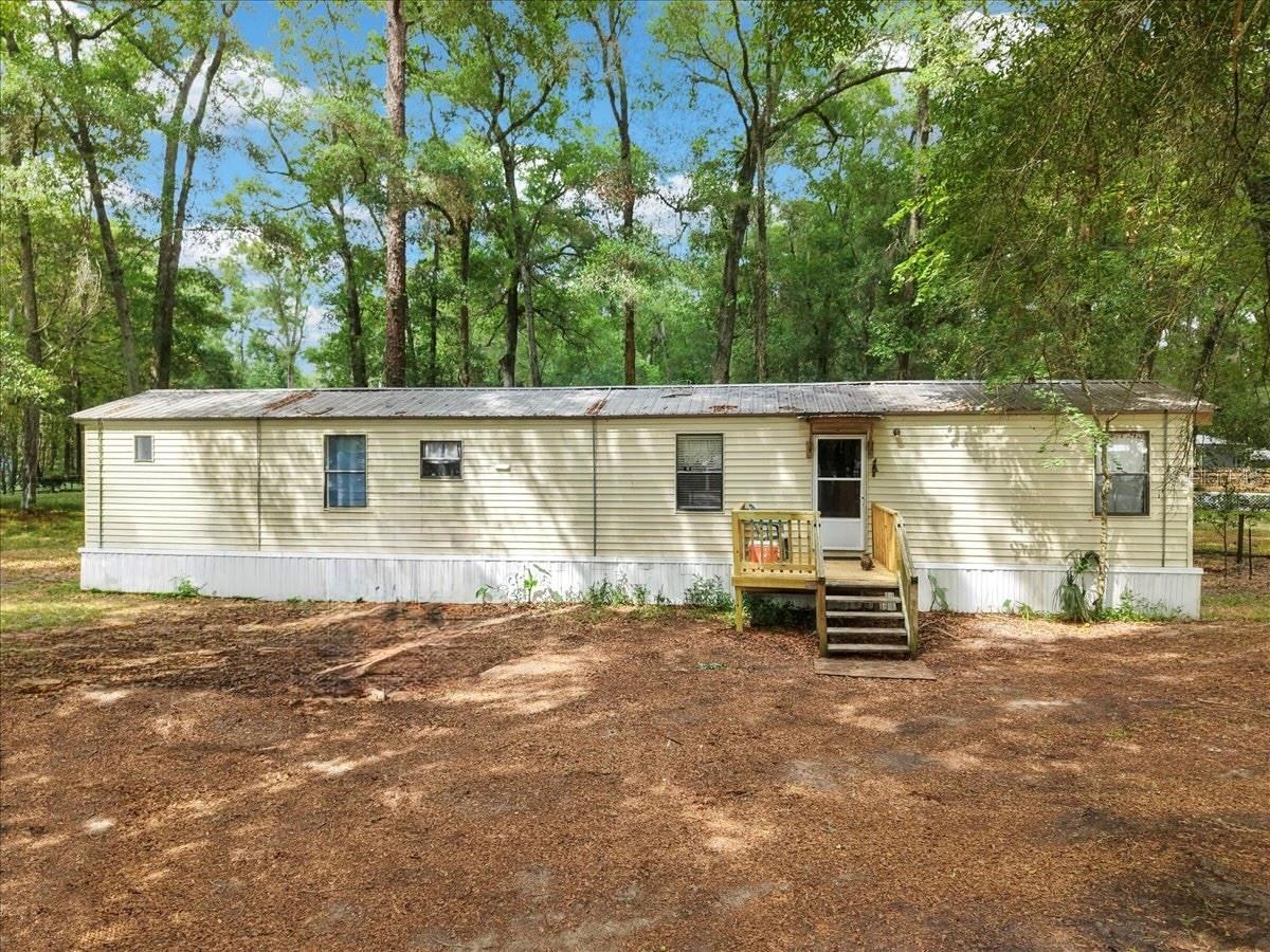 901 NE 11TH AVE, TRENTON, FL