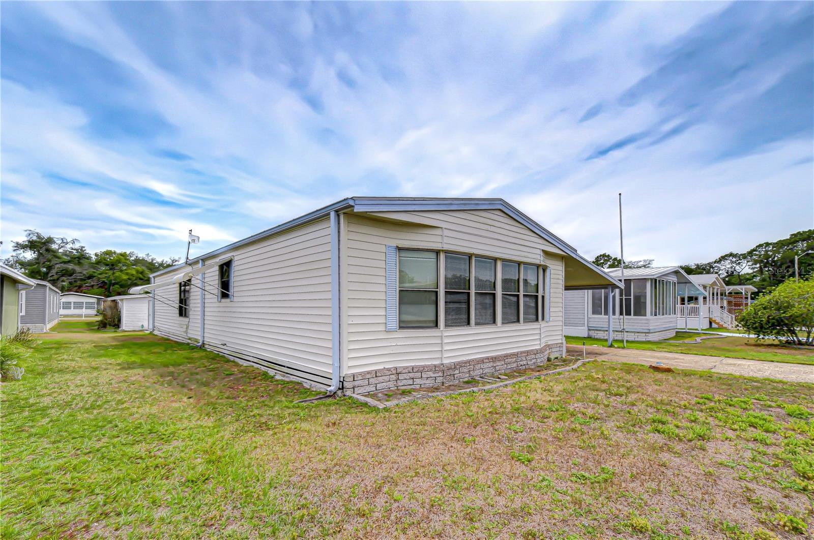 35804 BRISA DR, ZEPHYRHILLS, FL — photo 5