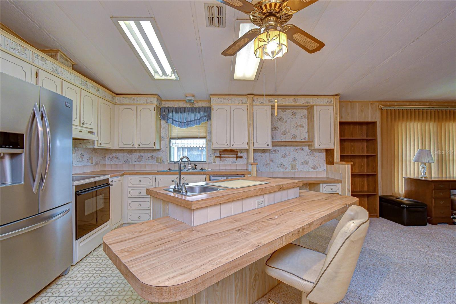 35804 BRISA DR, ZEPHYRHILLS, FL — photo 9