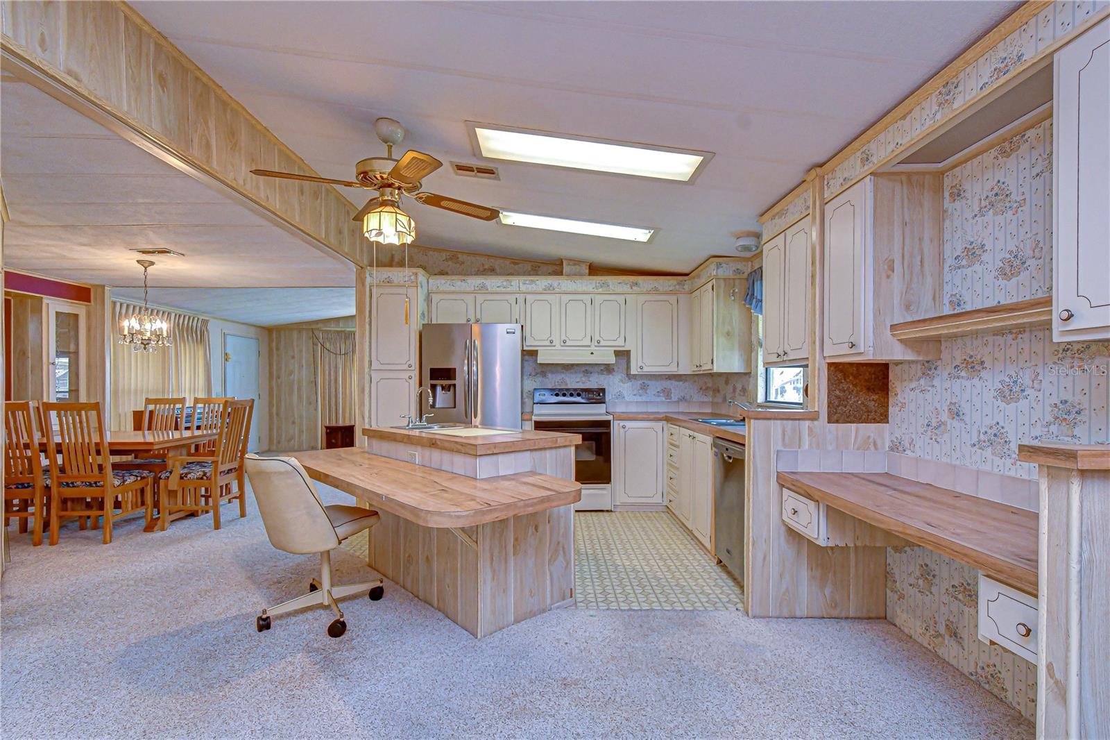 35804 BRISA DR, ZEPHYRHILLS, FL — photo 11
