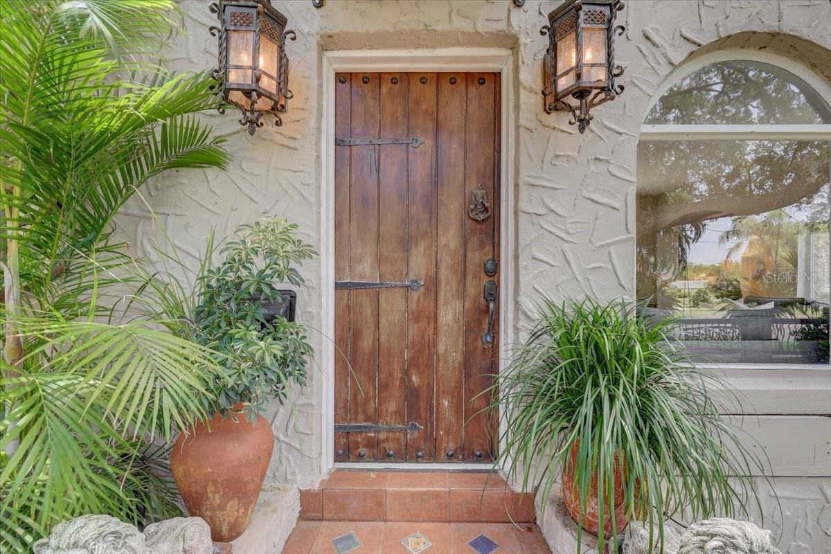 325 49TH ST N, ST PETERSBURG, FL — photo 3