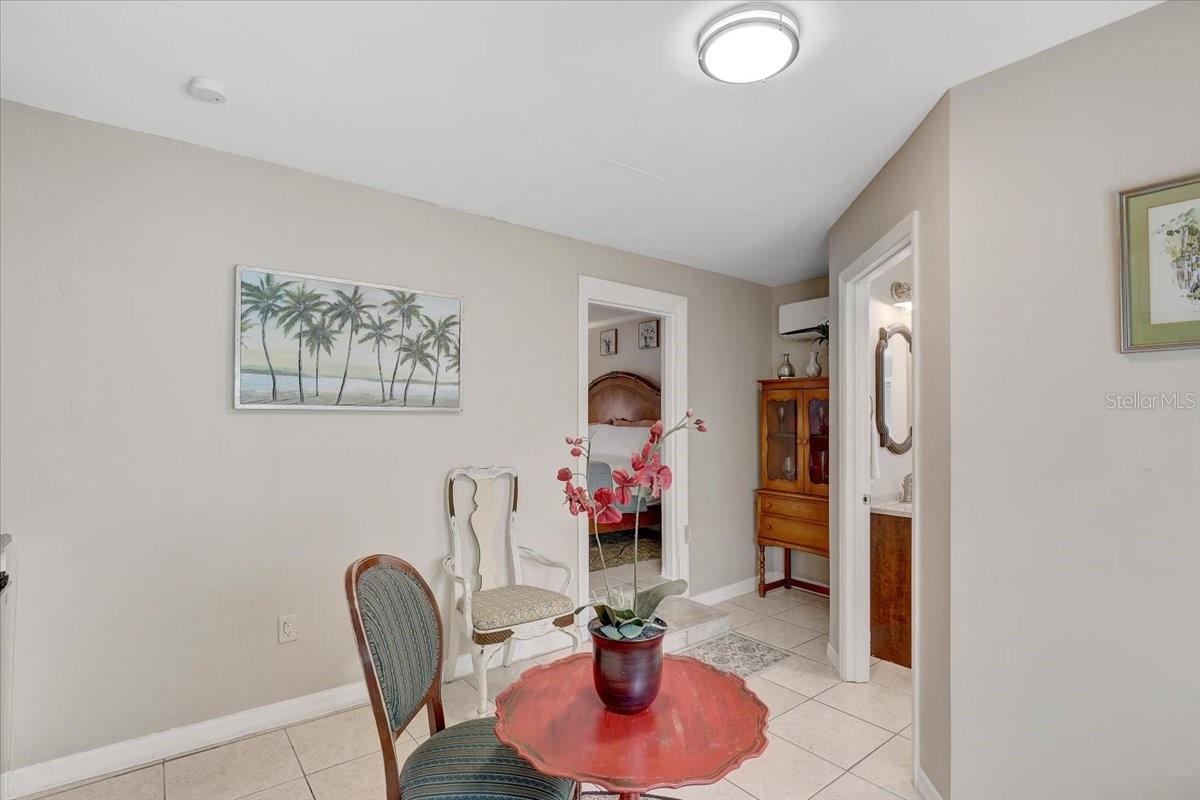 325 49TH ST N, ST PETERSBURG, FL — photo 42