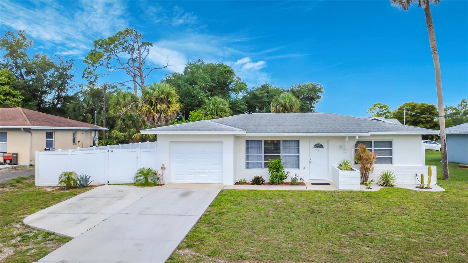 2009 BARKSDALE ST, PORT CHARLOTTE, FL