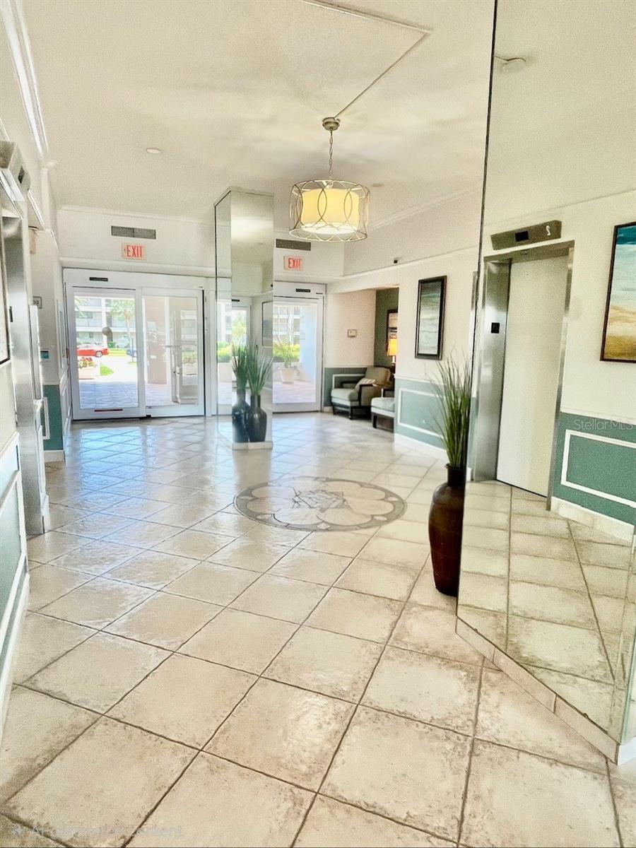 851 BAYWAY BLVD #405, CLEARWATER BEACH, FL — photo 5