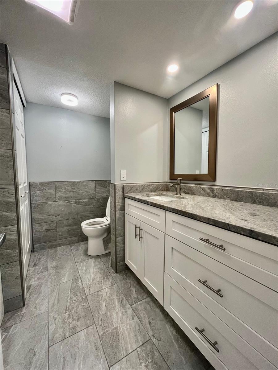 851 BAYWAY BLVD #405, CLEARWATER BEACH, FL — photo 34