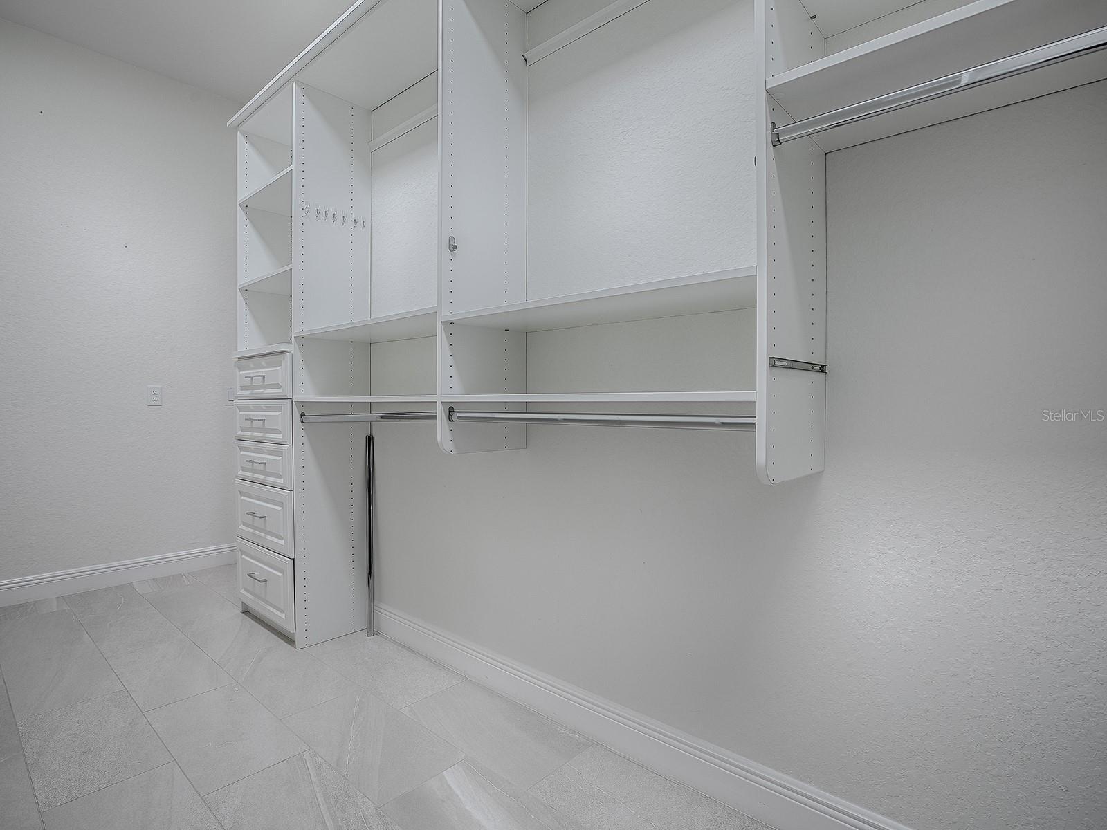 858 PINCKNEY LN, THE VILLAGES, FL — photo 43