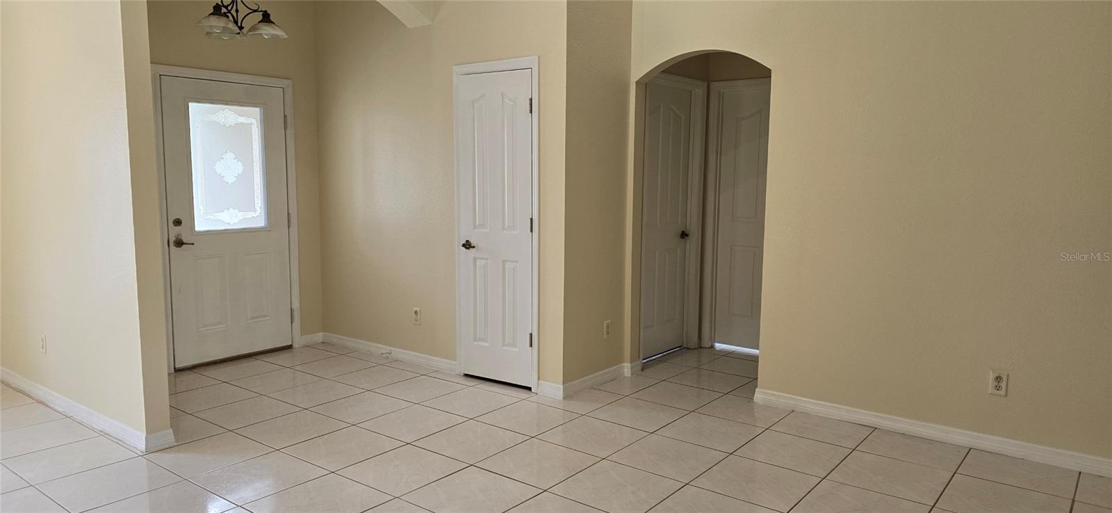 15209 SW 46 CIR, OCALA, FL — photo 2