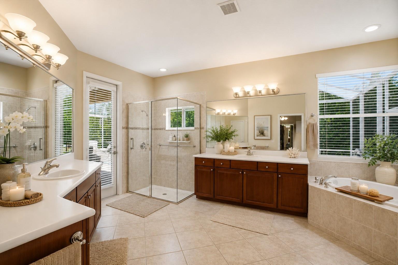 7131 67TH TER E, BRADENTON, FL — photo 16