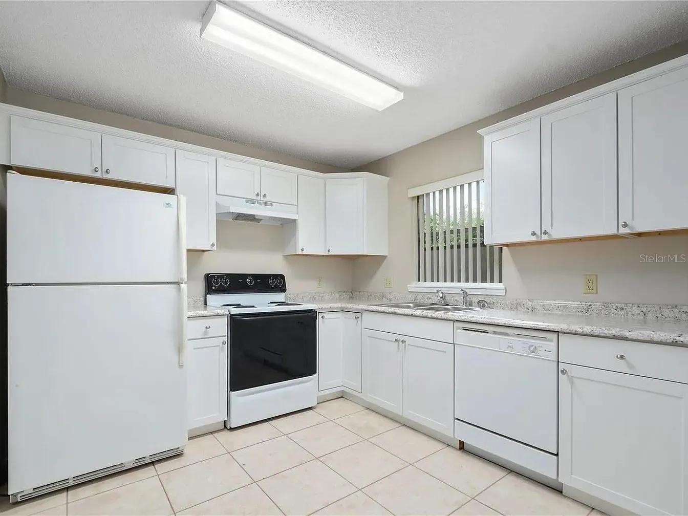 1600 CIMARRON HILLS DR, APOPKA, FL — photo 2