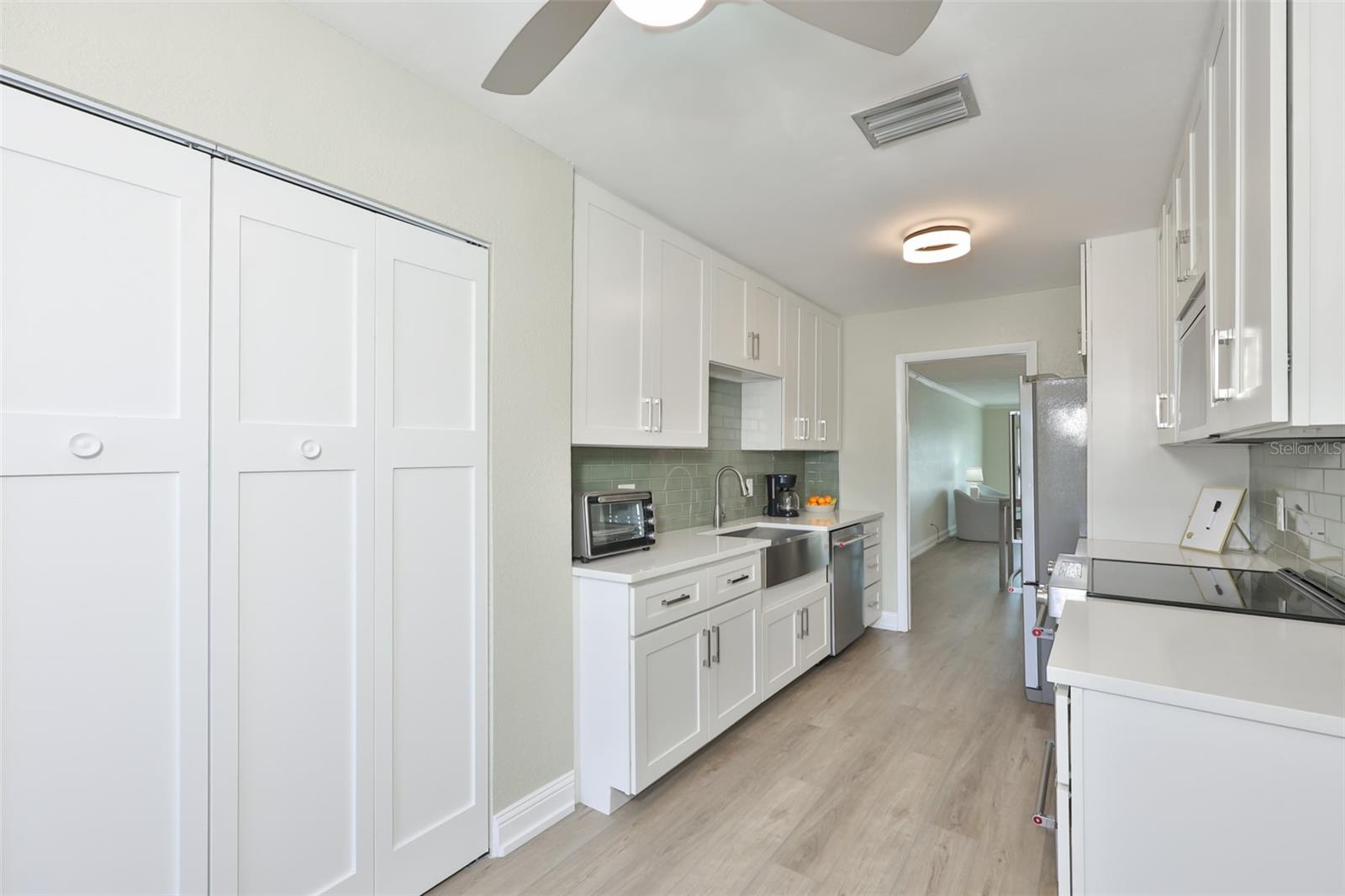 574 BOCA CIEGA POINT BLVD N #2205, ST PETERSBURG, FL — photo 5