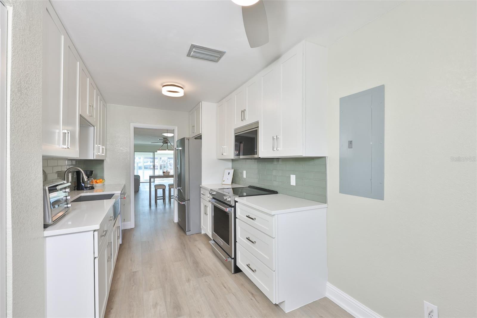 574 BOCA CIEGA POINT BLVD N #2205, ST PETERSBURG, FL — photo 6