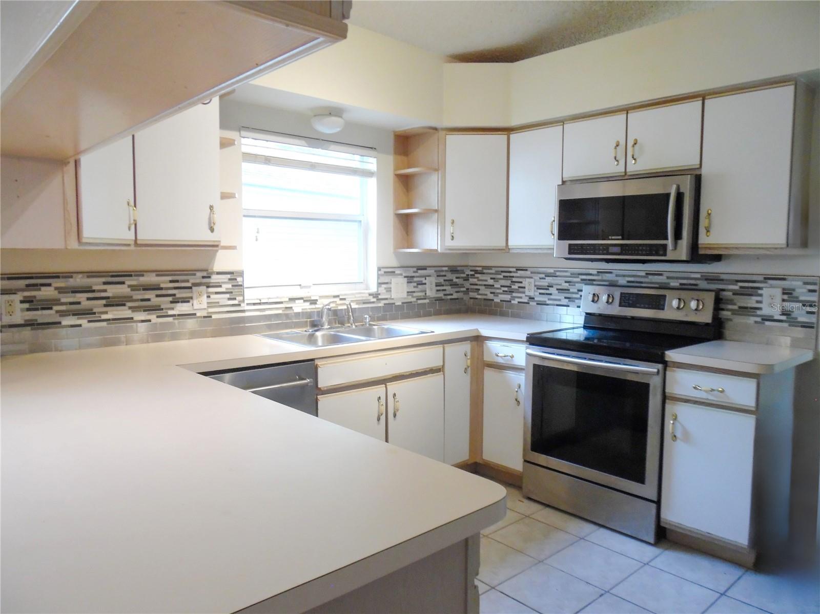 24947 CRANES ROOST CIR, LEESBURG, FL — photo 20