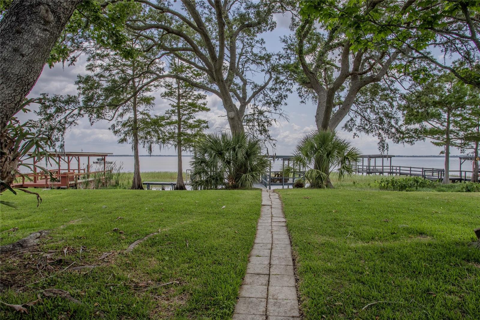 34232 ISLAND DR, LEESBURG, FL — photo 14