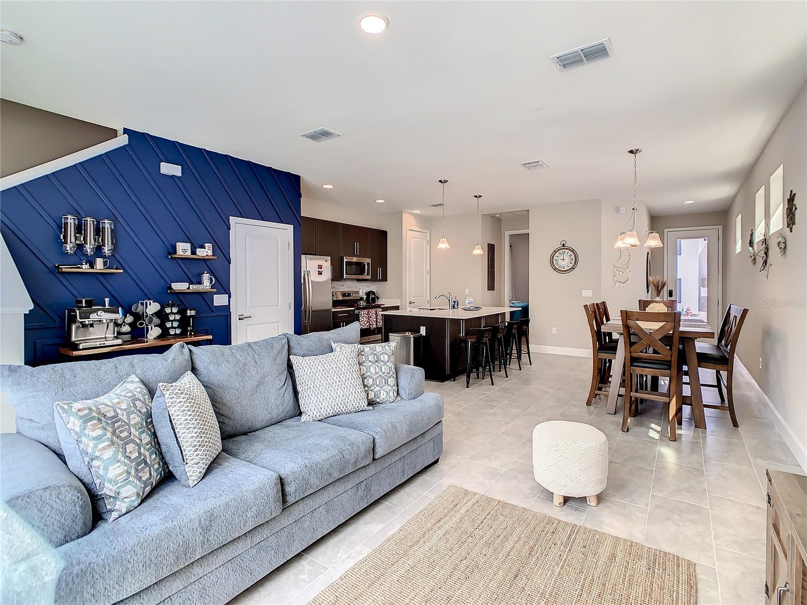 208 VILLA DOMANI CIR, DAVENPORT, FL — photo 12