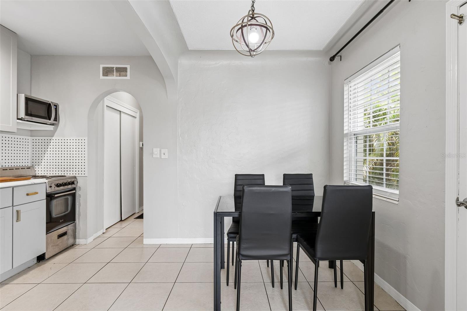 1500 30TH AVE N, ST PETERSBURG, FL — photo 5
