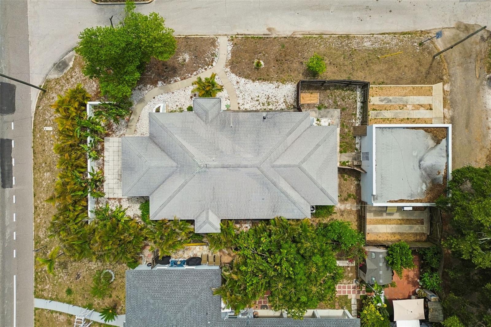 1500 30TH AVE N, ST PETERSBURG, FL — photo 51