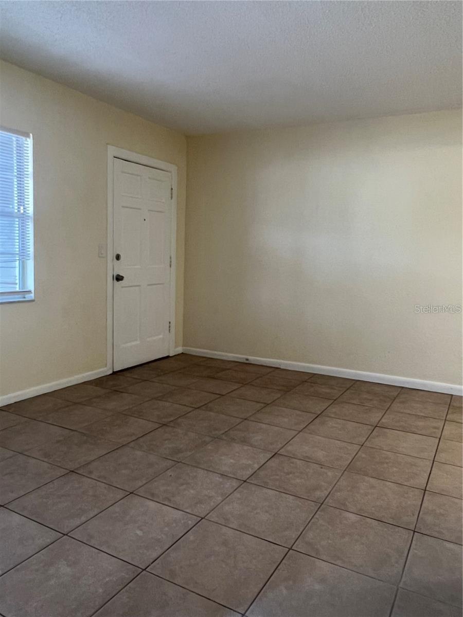 2176 WINCHESTER RD N #2, ST PETERSBURG, FL — photo 2
