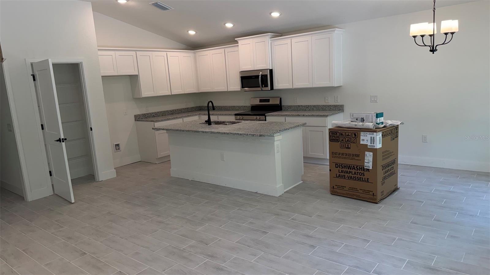 17492 QUINCY AVE, PORT CHARLOTTE, FL — photo 2