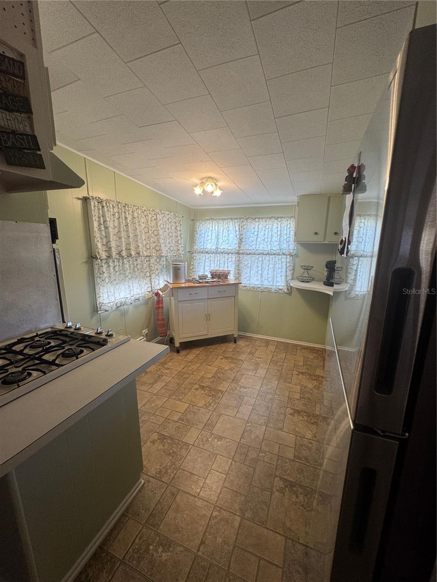 118 52ND AVE W, BRADENTON, FL — photo 7