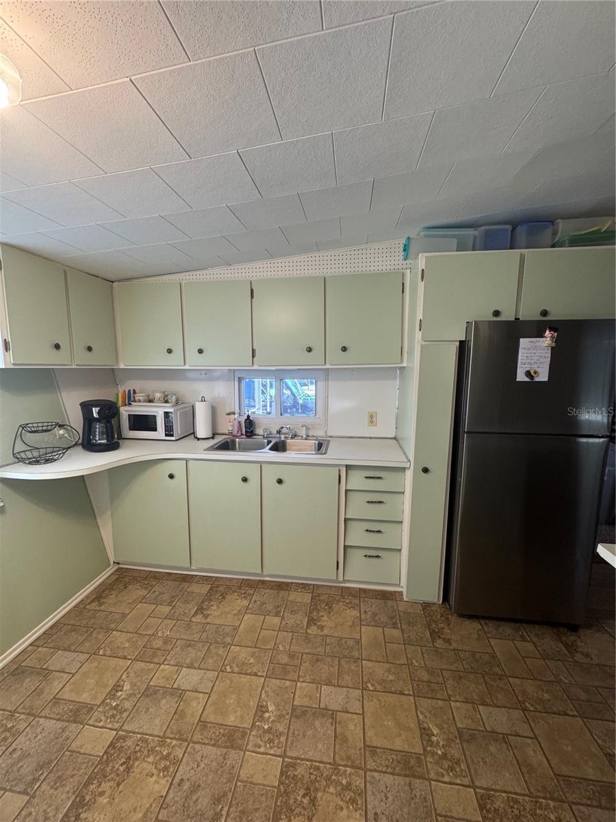118 52ND AVE W, BRADENTON, FL — photo 8
