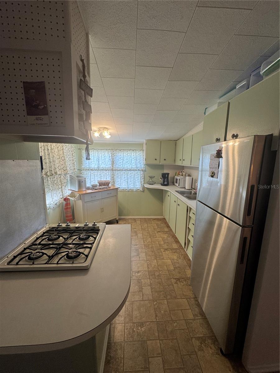 118 52ND AVE W, BRADENTON, FL — photo 11