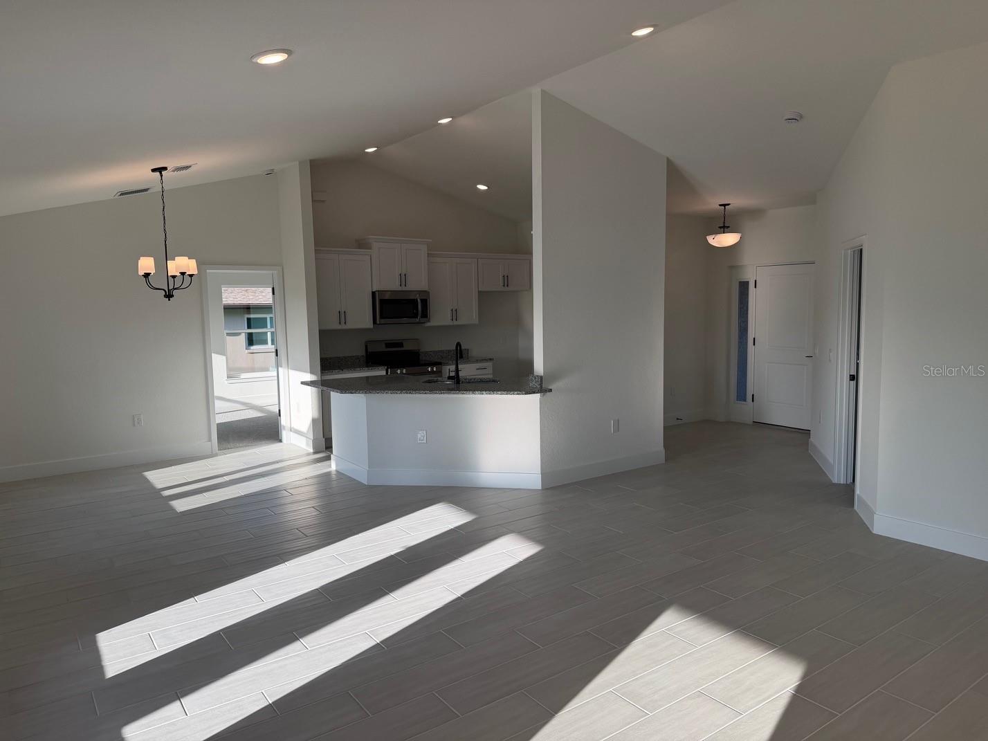 2110 CARPETGREEN ST, PORT CHARLOTTE, FL — photo 2