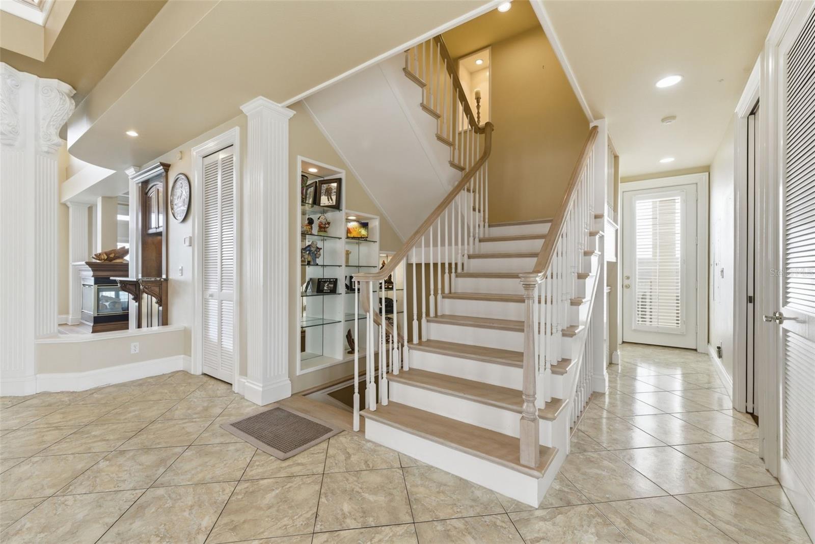 24 N PINE CIR, BELLEAIR, FL — photo 10