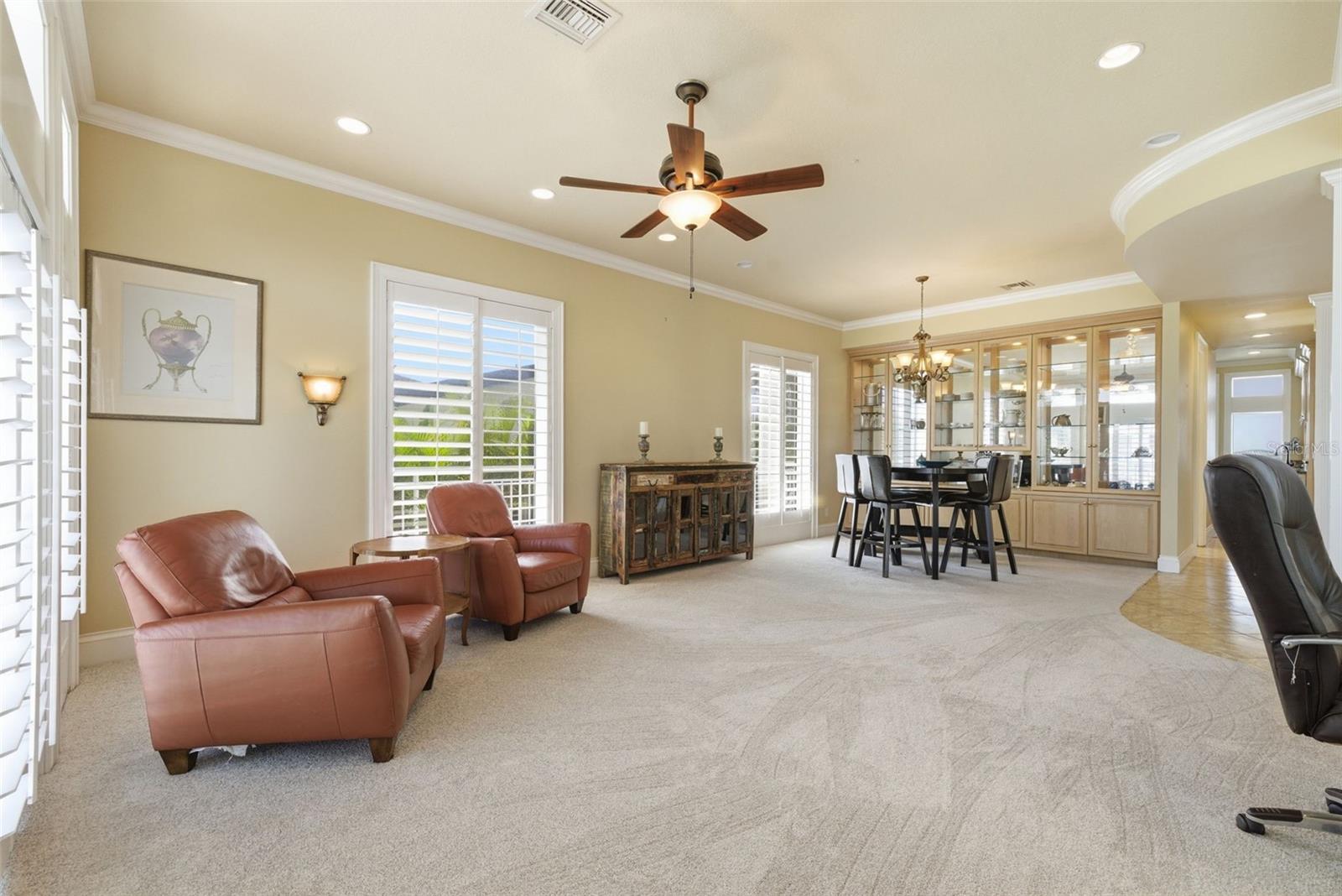24 N PINE CIR, BELLEAIR, FL — photo 16