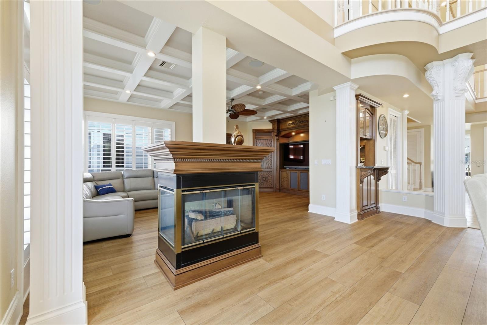 24 N PINE CIR, BELLEAIR, FL — photo 17