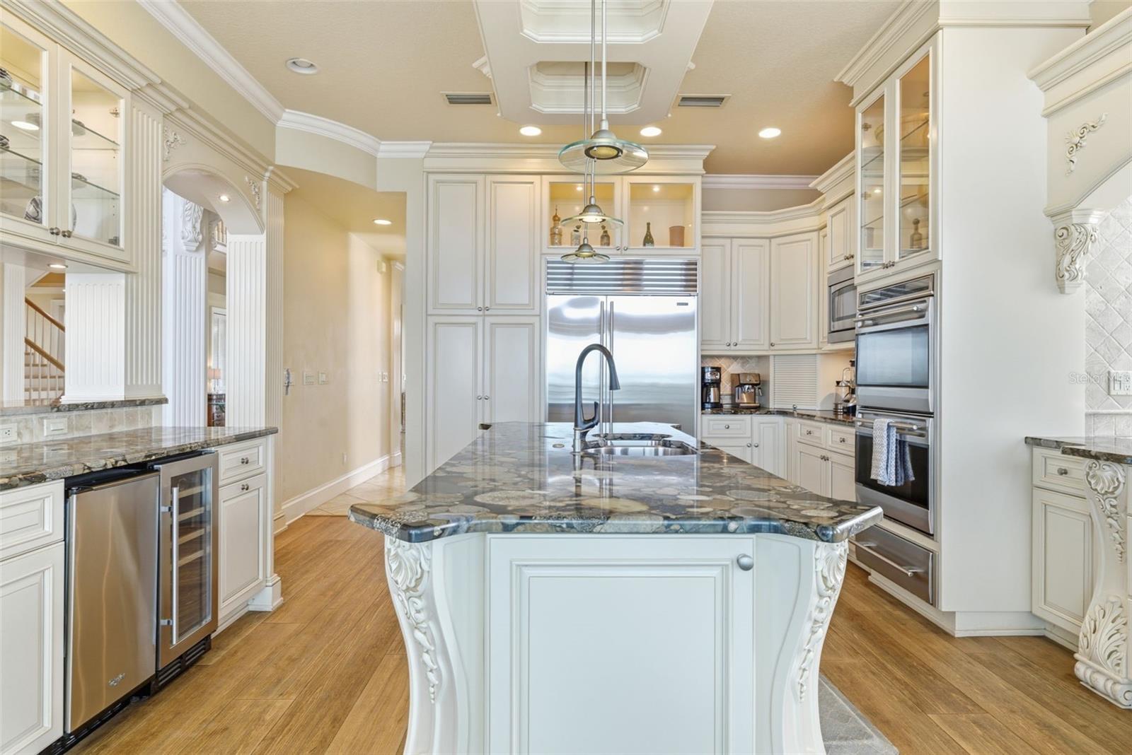 24 N PINE CIR, BELLEAIR, FL — photo 27