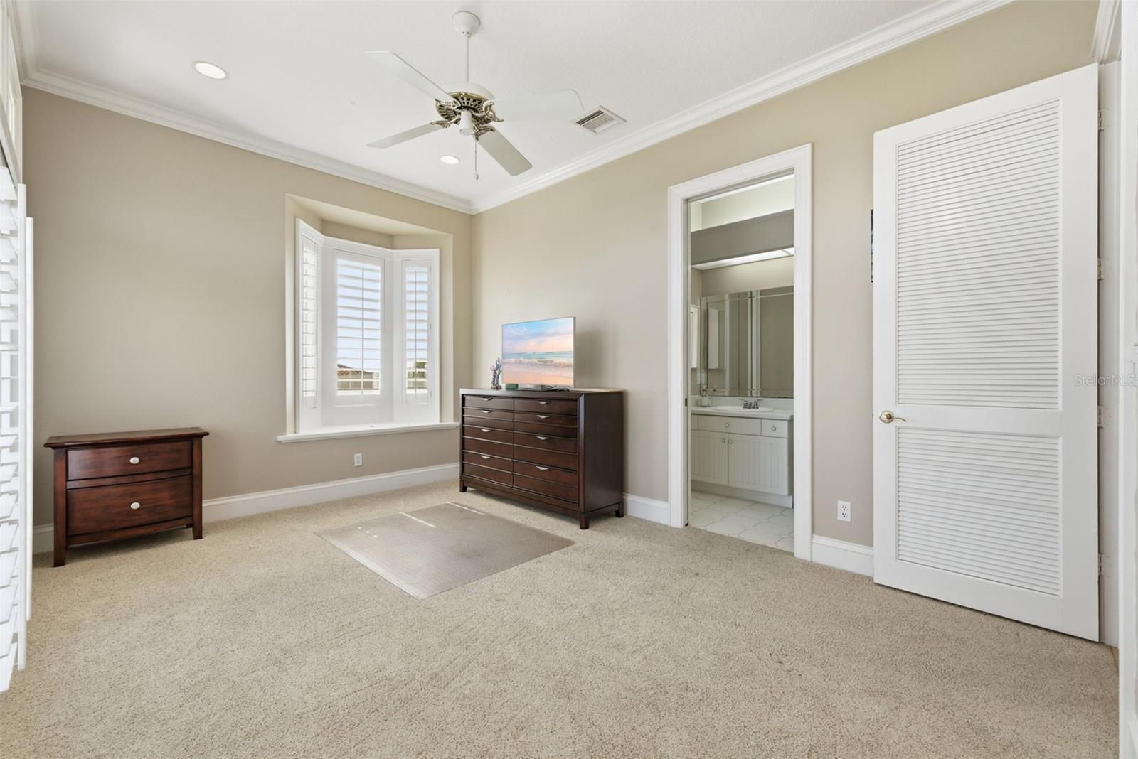 24 N PINE CIR, BELLEAIR, FL — photo 59
