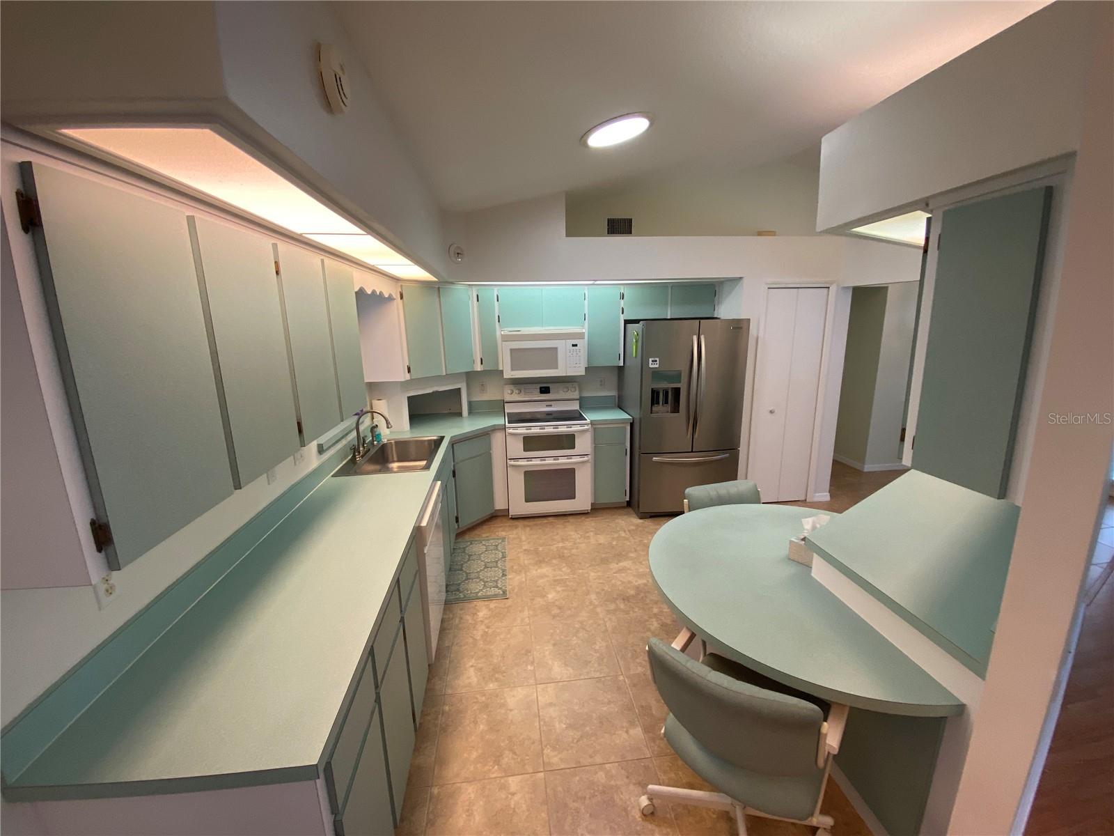 26840 RACQUET CIR, LEESBURG, FL — photo 12
