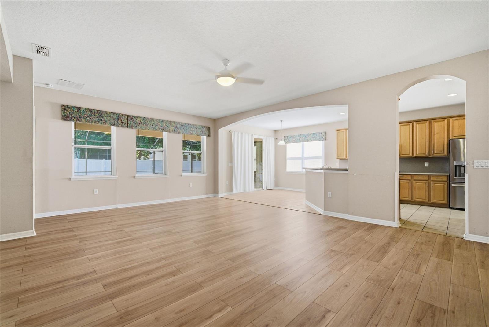 1520 RHODESWELL LN, DOVER, FL — photo 18