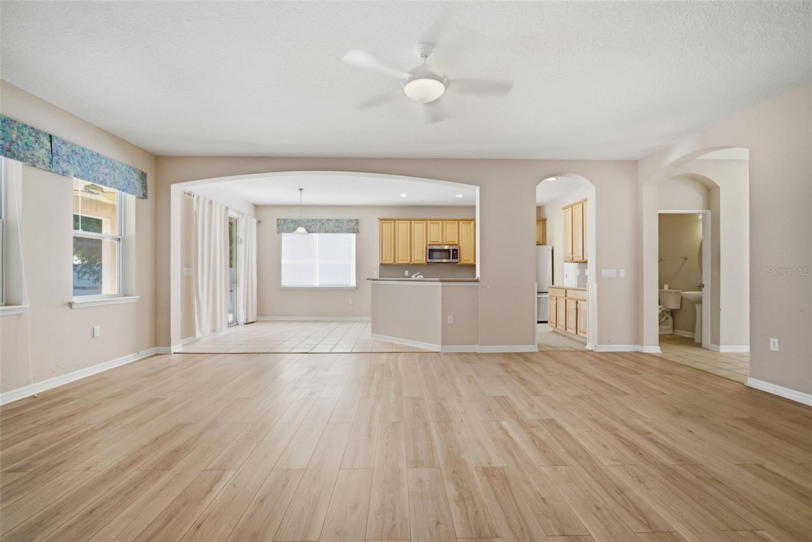 1520 RHODESWELL LN, DOVER, FL — photo 19